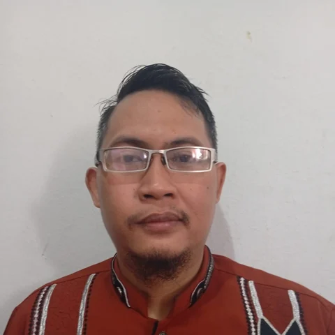 Foto Ustadz Asep K., pengajar Arabi