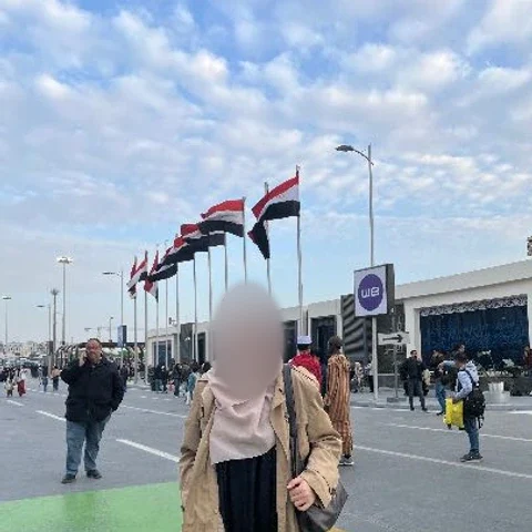 Foto Ustadzah Difa I., pengajar Arabi