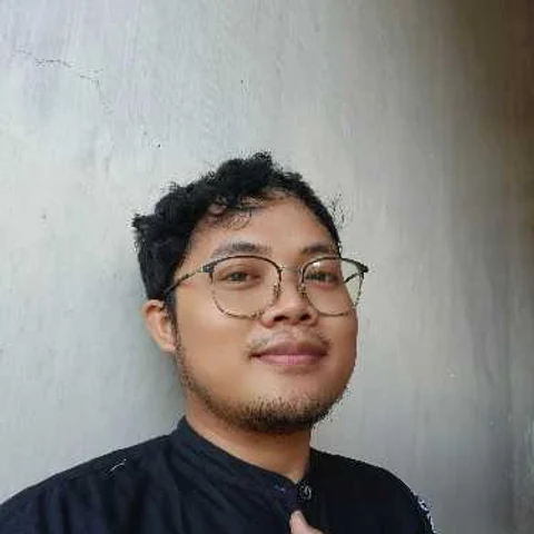 Foto Ustadz Fadhlan S., pengajar Arabi