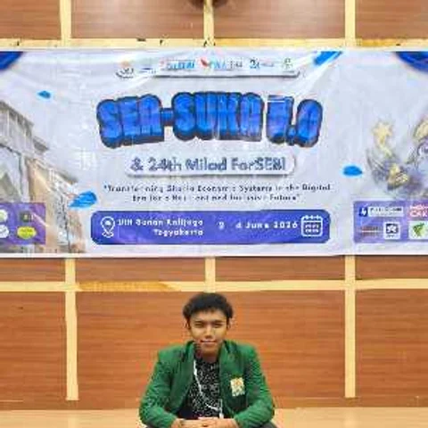 Foto Ustadz Fadhli Y., pengajar Arabi