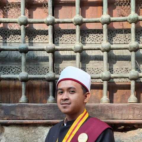 Foto Ustadz Fadli P., pengajar Arabi