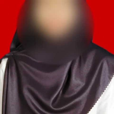 Foto Ustadzah Iklima M., pengajar Arabi