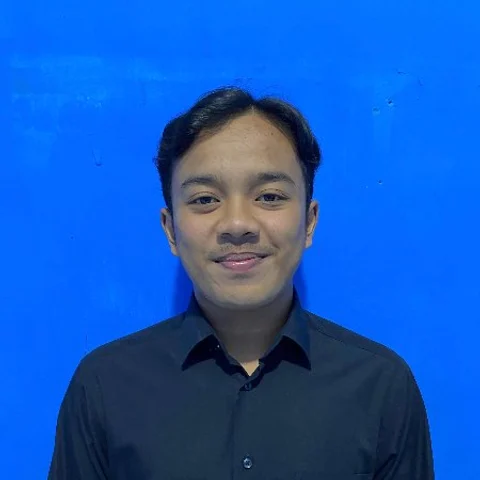 Foto Ustadz Riki G., pengajar Arabi